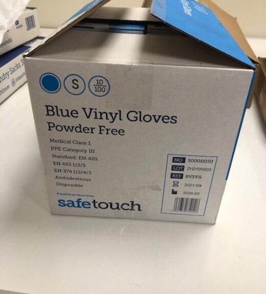 Blue vinyl box 10x100